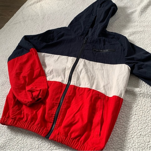 Brandy  Melville Jacket - Picture 3 of 11